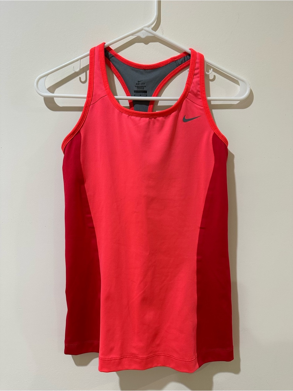 Nike Dri-FIT Racerback Tank Top Coral Pink Women’s Medium